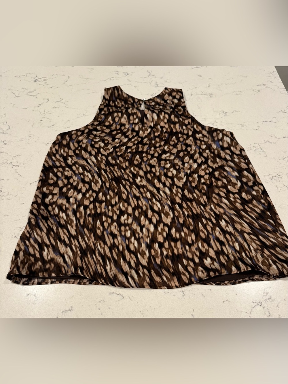Vince Camuto Brown Animal Print Sleeveless Blouse Blue Accents. Double Lined - Picture 2 of 5